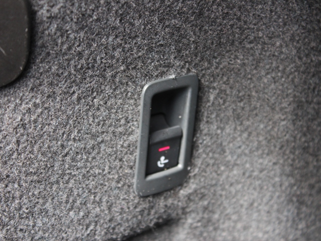 A3 Cabriolet 35 TFSI *LEDER,ACC,LED,NAVI,AHK*
