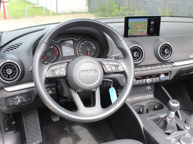 A3 Cabriolet 35 TFSI *LEDER,ACC,LED,NAVI,AHK*
