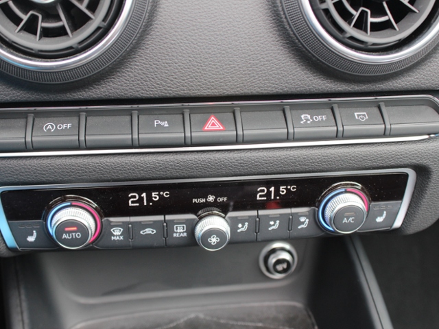 A3 Cabriolet 35 TFSI *LEDER,ACC,LED,NAVI,AHK*