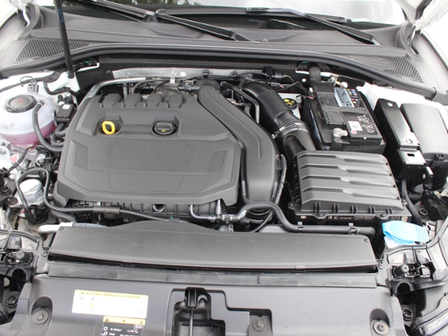 A3 Cabriolet 35 TFSI *LEDER,ACC,LED,NAVI,AHK*