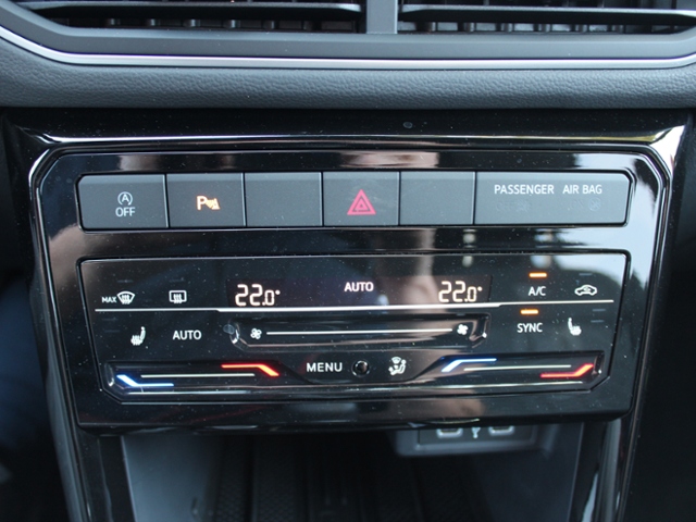 T-Cross R-Line 1.0 TSI**MATRIX,NAVI,RFK**