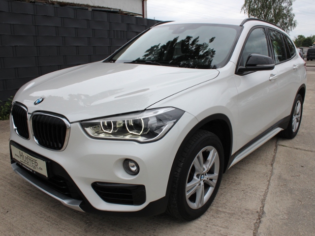 X1 sDrive18i Sport Line *LED,AHK,RFK,NAVI*