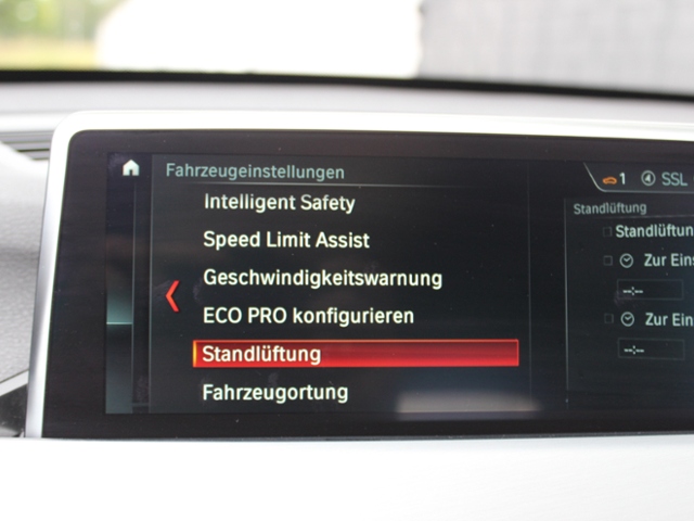 X1 sDrive18i Sport Line *LED,AHK,RFK,NAVI*