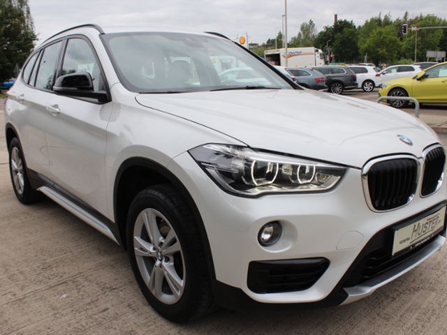 X1 sDrive18i Sport Line *LED,AHK,RFK,NAVI*