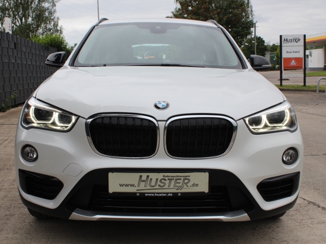 X1 sDrive18i Sport Line *LED,AHK,RFK,NAVI*