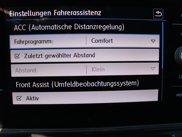 Golf VII Variant CL 2.0 TDI DSG SCR *STHZ,LED,AC