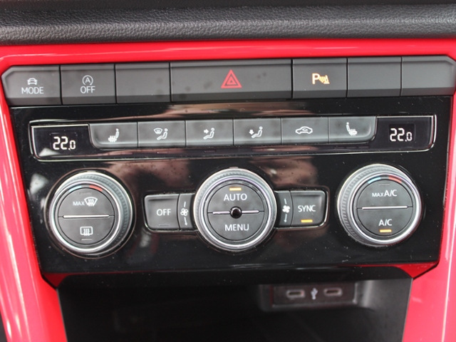 T-Roc Sport 1.5 TSI OPF *LED,ACC,beatsAudio*