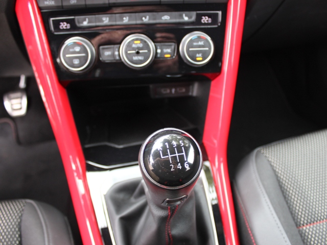 T-Roc Sport 1.5 TSI OPF *LED,ACC,beatsAudio*