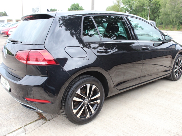 Golf VII IQ.DRIVE 1.5 TSI DSG *ACC,NAVI,FHZ*