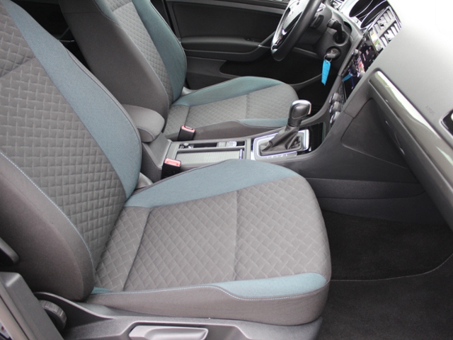 Golf VII IQ.DRIVE 1.5 TSI DSG *ACC,NAVI,FHZ*
