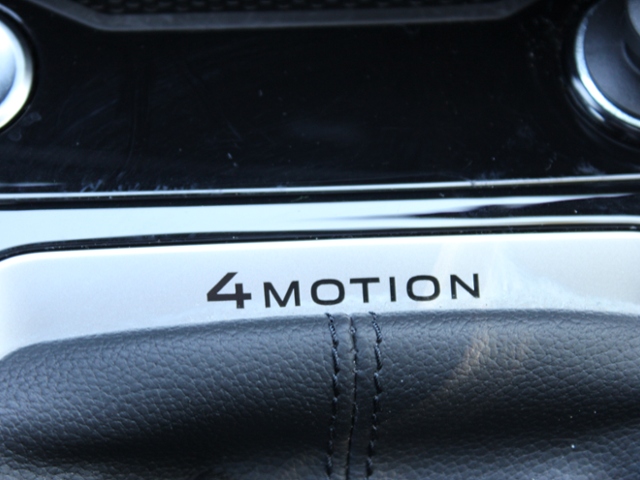 T-Roc R-Line 2.0 TSI DSG 4motion