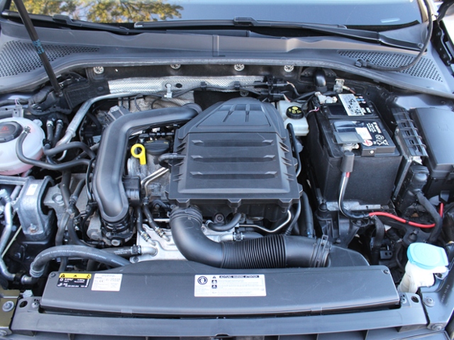 Golf VII Comfortline 1.0 TSI OPF *AHK.RFK.STHZ*