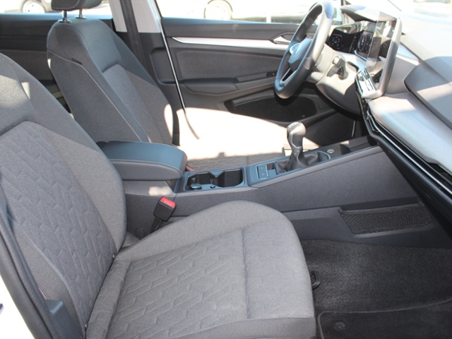 Golf VIII Life 1.5 TSI**MATRIX,AZV,NAVI**