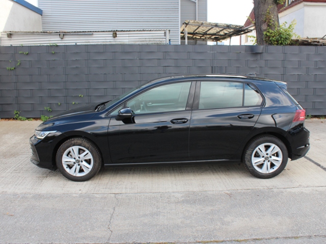 Golf VIII Life 1.5 TSI **NUR 3245 km**