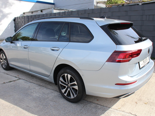 Golf VIII Variant Energy 1.5 TSI**STHZ,NAVI**