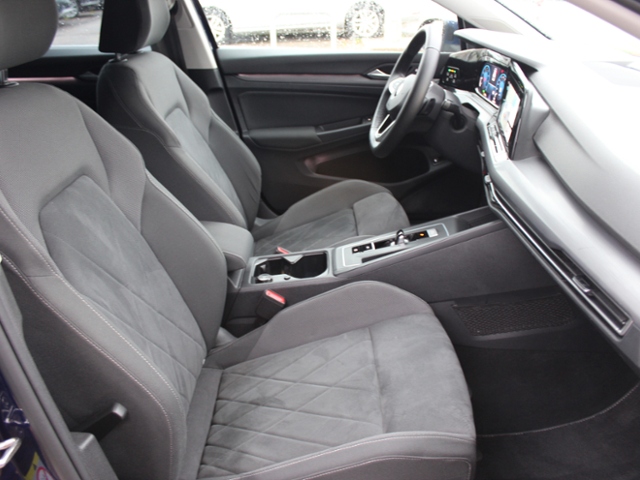 Golf VIII Variant Style 1.5 eTSI DSG**MATRIX**
