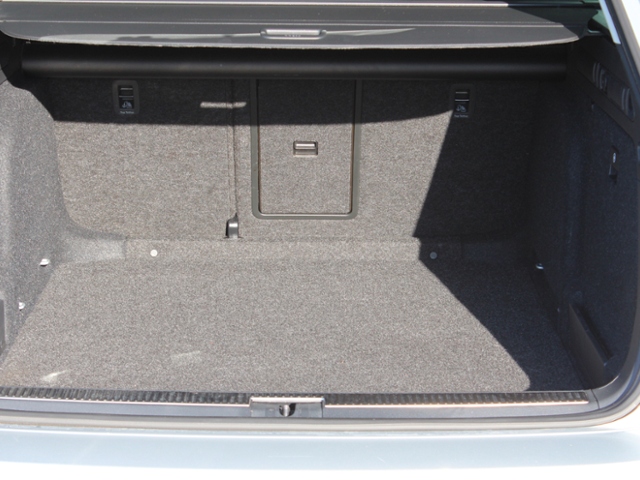 Superb Combi Ambition 1.5 TSI DSG ACT *ACC,NAVI,