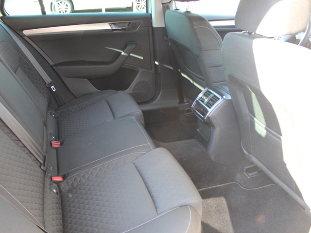 Superb Combi Ambition 1.5 TSI DSG ACT *ACC,NAVI,