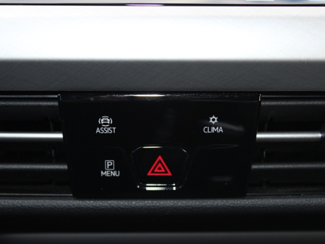Golf VIII Variant Life 1.5 TSI *STHZ,NAVI,LED*