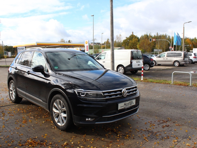 Tiguan Highline 2.0 TDI*STHZ,LED,AZV*