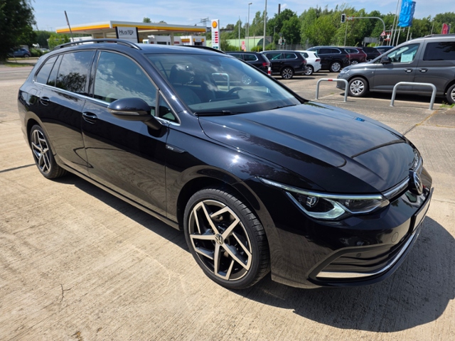 Golf VIII Variant Style 2.0 TDI DSG *MATRIX,ACC,