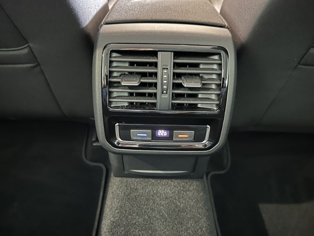 Passat Variant Business 2.0 TDI *LED,NAVI,ASSIST