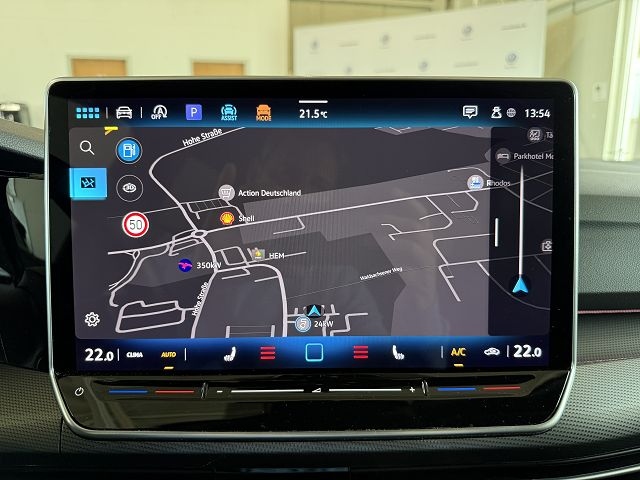 Golf VIII Edition 50 1.5 eTSI DSG *AHK,PANO,DCC*