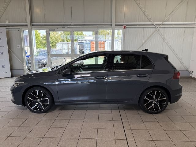 Golf VIII Edition 50 1.5 eTSI DSG *AHK,PANO,DCC*