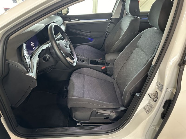 Golf VIII Life 1.5 TSI *STHZ,PANORAMA,ACC*