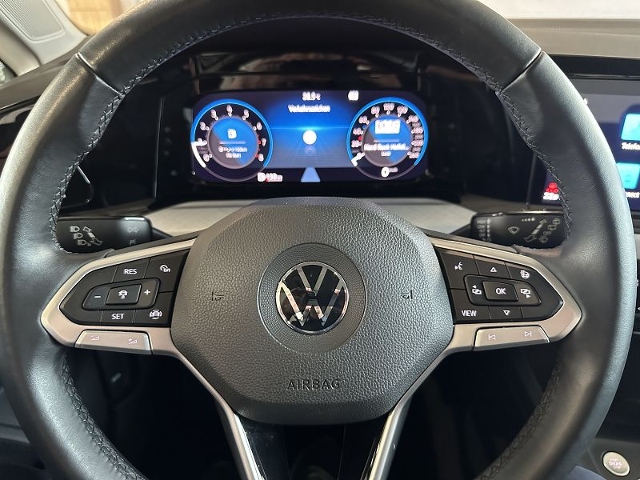 Golf VIII Life 1.5 TSI *STHZ,PANORAMA,ACC*