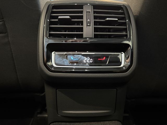 Passat Variant Business 2.0 TDI DSG *NAVI,ACC,LE