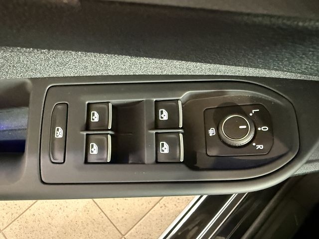 Golf VIII Move 1.0 TSI
