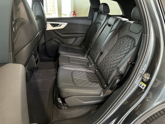 Q7 45 3.0 TDI quattro S line *LASER,STHZ,PANORAM