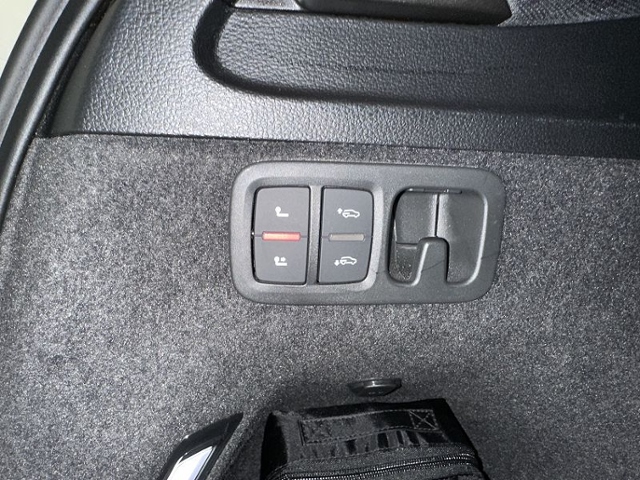 Q7 45 3.0 TDI quattro S line *LASER,STHZ,PANORAM