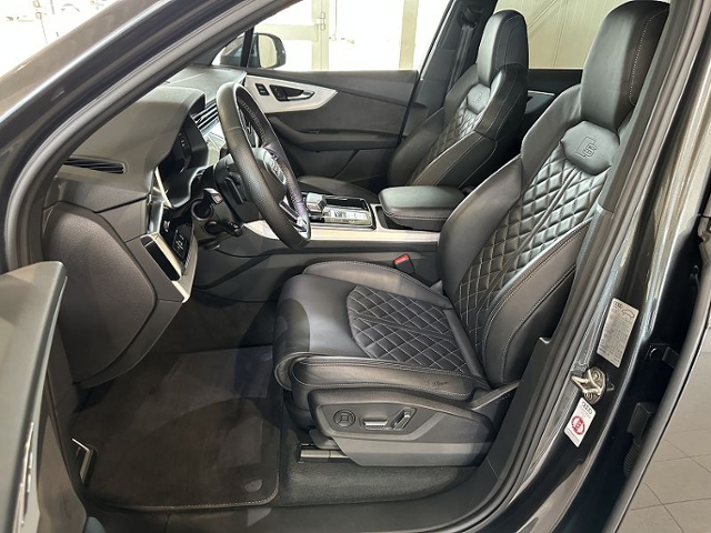 Q7 45 3.0 TDI quattro S line *LASER,STHZ,PANORAM