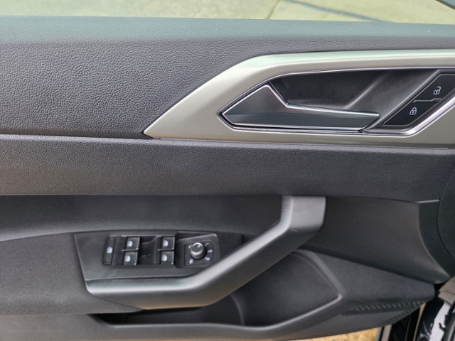 Polo Move 1.0 TSI *LED,NAVI,APP*