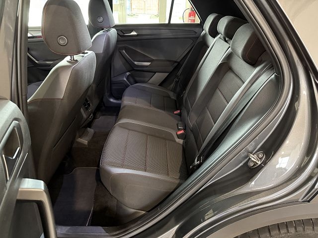T-Roc Sport 1.5 TSI **LED,AZV,ACC**