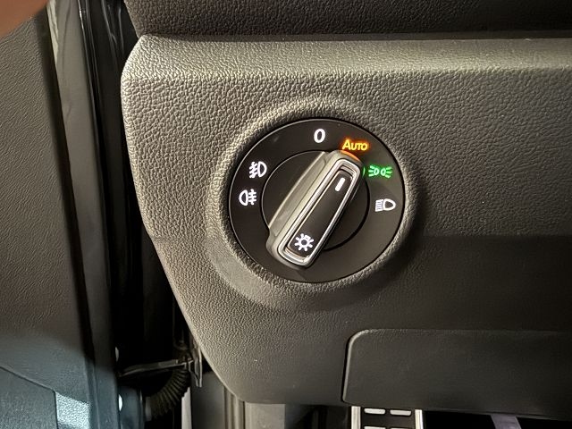 T-Roc Sport 1.5 TSI **LED,AZV,ACC**
