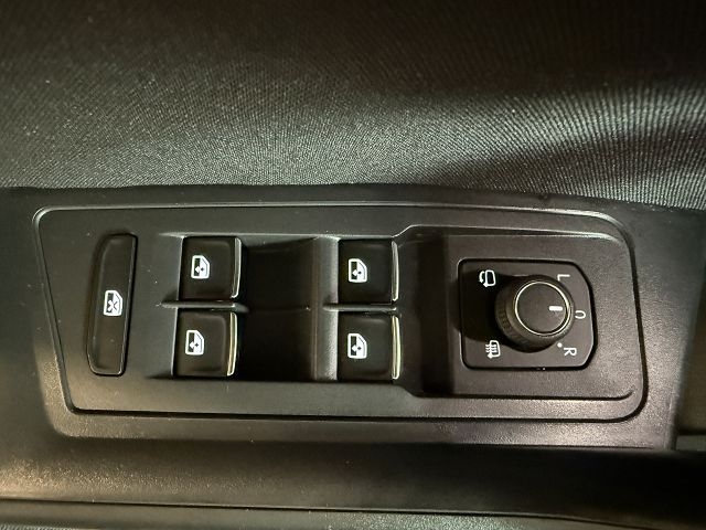 T-Roc Sport 1.5 TSI **LED,AZV,ACC**