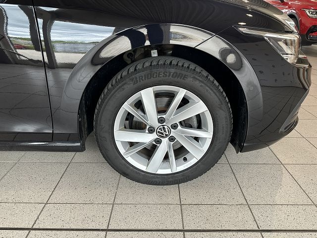 Golf VIII United 1.5 eTSI DSG*STHZ,LED*