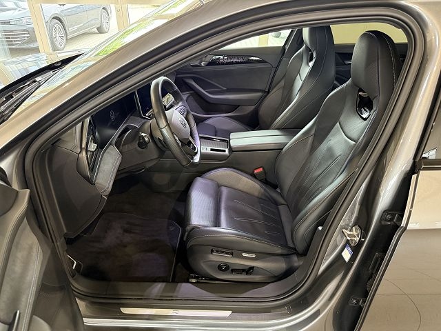 Passat Variant R-Line 'Signature' 2.0 TDI DSG 4M