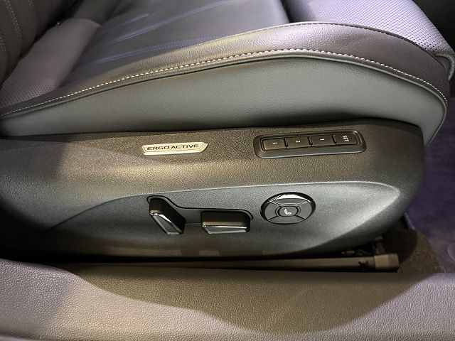 Passat Variant R-Line 'Signature' 2.0 TDI DSG 4M