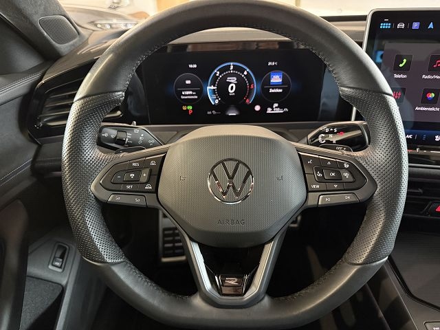 Passat Variant R-Line 'Signature' 2.0 TDI DSG 4M