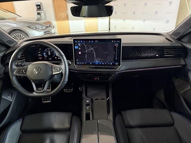 Passat Variant R-Line 'Signature' 2.0 TDI DSG 4M