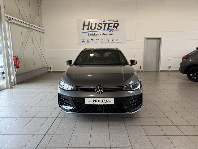 Passat Variant R-Line 'Signature' 2.0 TDI DSG 4M