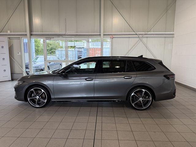 Passat Variant R-Line 'Signature' 2.0 TDI DSG 4M