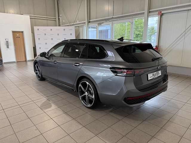 Passat Variant R-Line 'Signature' 2.0 TDI DSG 4M