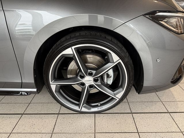 Passat Variant R-Line 'Signature' 2.0 TDI DSG 4M