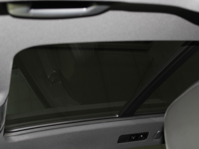 Tiguan R-Line 'Black Style' 4Motion 2.0 TSI DSG 