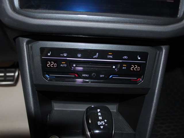 Tiguan R-Line 'Black Style' 4Motion 2.0 TSI DSG 
